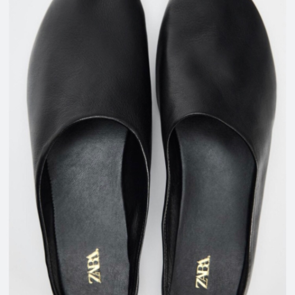 Zara Black Minimalist Flats